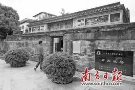 木板上刻下抗战烽火 艺术讴歌人民斗争图片