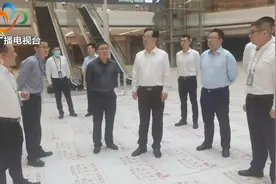 东航武汉公司领导拜会民航西南管理局局长余国强图片