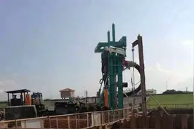 主跨跨径国内第一！佛山季华路西延线南沙涌特大桥主墩开钻图片