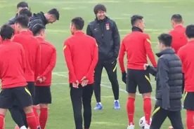范志毅李玮锋力挺李铁：国足出线没问题，四队都不是对手图片