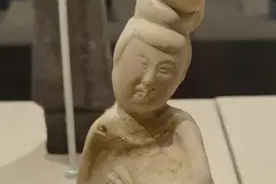 心塞表情包上线！太原博物馆唐代女俑撇嘴、皱眉、左手捂胸走红图片
