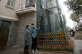 多地老旧小区改造加装“公交电梯”如何运作？能否复制推广？图片