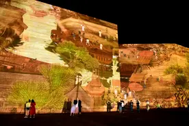 探访“只有河南·戏剧幻城”图片