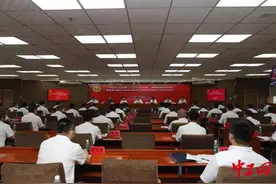 内蒙古东部6618名农电工找到了“娘家人”图片