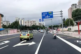 聂耳路（南北大街—珊瑚路）正式通车图片