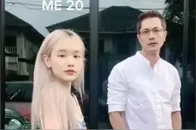 妹子晒自己56岁帅爹火爆全网，腹肌硬朗颜值在线，从年轻帅到老图片