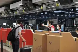 民航一周新闻｜钟南山院士为乘务组留言，川航将转场首都机场T2，本周民航局对两个航班实施熔断措施，国航推出“杭京精品快线”图片