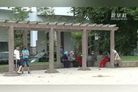 疫苗接种加速推进，摩洛哥宣布缩短宵禁时间视频封面