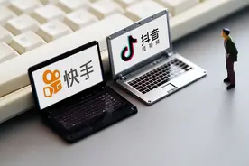 正面迎战美团，“流量巨头”抖音、快手攻入“本地生活”图片