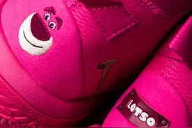 超难抢「小熊联名」又来了！买鞋就送超大熊玩偶！发售计划泄露图片