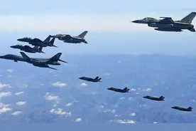 “红旗”军演再启 时隔三年美日韩首次联演图片