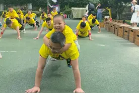 “今天的爸爸，是超人！”这家幼儿园，让爸爸和孩子成为主角图片