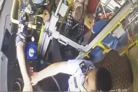 坐过站后趁着酒劲抢夺公交车方向盘 四川绵竹一男子被刑拘图片