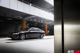 宝马740Li xDrive：我来追星逐日，你去怡然小憩 | CAR REVIEWS图片