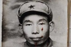 左玮：从敌人到战友、姻亲，这是两位老战士的传奇图片