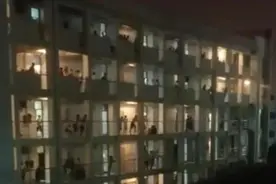 学生半夜喊话“装空调”，学校回应真诚第一图片