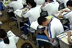 江西一老师温柔处理学生上课偷吃辣条，学生：以后不好意思再犯错图片