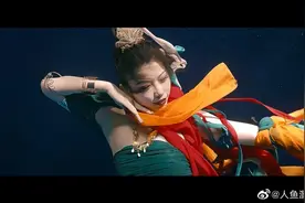 对话荧屏惊艳的“水中洛神”：腰绑配重袋，50秒一换气，造型参考文殊菩萨图片