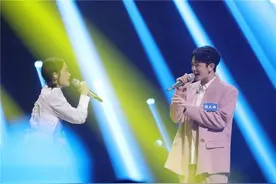 《谁是宝藏歌手》热度持续上涨，王源荒井十一颜人中被吐槽“钢铁直男”图片