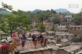 悠然高卧青石屋 诗意栖居小戈廖图片