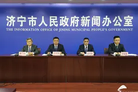 闪电深1度｜从济宁推出“老人一年两次免费乘机”看山东多地如何提升老年人幸福指数图片