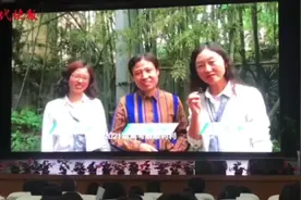 名字刻入戒指！毕业典礼上，南师附中校长葛军推荐了这本书图片