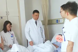 吓人！杭州男子肚子长出“大红包”，竟是肠子“漏”了图片