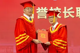 张謇之孙、全国工商联原常务副主席张绪武任南通大学名誉校长图片