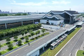 浙江省首条有轨电车嘉兴市有轨电车一期工程示范段正式开通图片