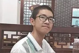 华附优秀高考生黄正东 去年已获得北大入学资格图片