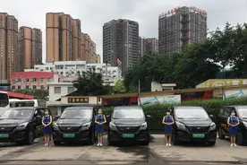 四川自贡开通“高铁直通车” 满足市区及荣县富顺旅客乘坐高铁需求图片