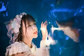 Lolita女孩正在中国消失图片