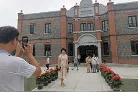 嘉兴火车站的进出通道有三条，这里告诉你各有什么作用图片