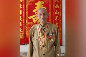 “3个人俘虏敌军近150人！”他是日照的张立芳图片