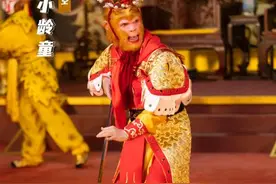 六小龄童再扮美猴王 马德华上妆超3小时还原猪八戒图片