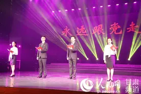 献礼百年华诞 感受红色家书里那些深沉的爱图片