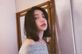 郭雪芙趴床「甜唱热爱105度的你」！4.7万人被电翻：最好听的版本图片