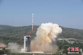 一箭五星！中国成功发射吉林一号宽幅01B卫星等5颗卫星图片