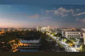 都是独家限定款！上海大学2021毕业季礼物来啦，你最pick哪一样？图片