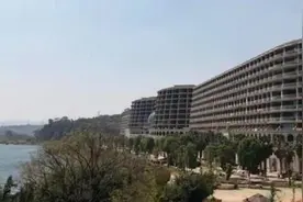 云南抚仙湖一级保护区内3栋建筑整体拆除工作启动视频封面