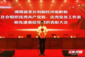 优秀共产党员谭林：坚守初心，攻坚克难，造中国人自己的“链”图片