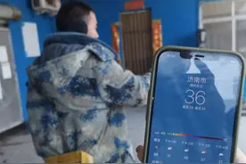 室外38℃库内-22℃，一身棉衣体验冷库工人冰火两重天图片