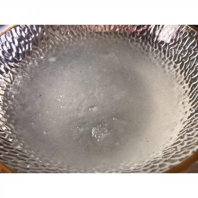 桃胶雪燕皂角米放多少水煮 2026年桃胶雪燕皂角米放多少水炖