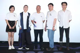 《济公之降龙降世》首映 靳东：反响好会做续集图片