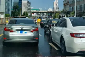 济南出现超大彩虹桥图片