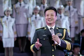 唱支红歌给党听 | 《强军战歌》图片