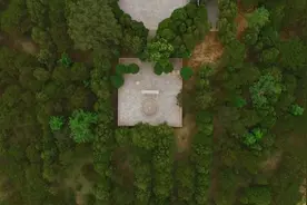 生死和你在一起——九位开国将军归葬塔山记图片