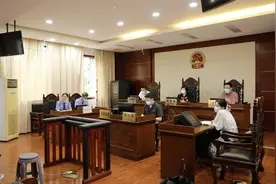 直播上门讨债、虚构建设项目 这个“网红”如何成了“诈骗犯”？图片