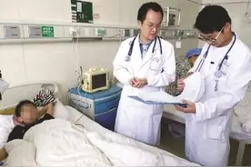 赵坚：用生命诠释忠诚和奉献图片