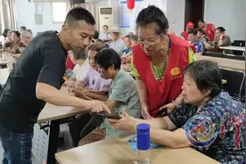 你家有“网瘾老人”吗图片